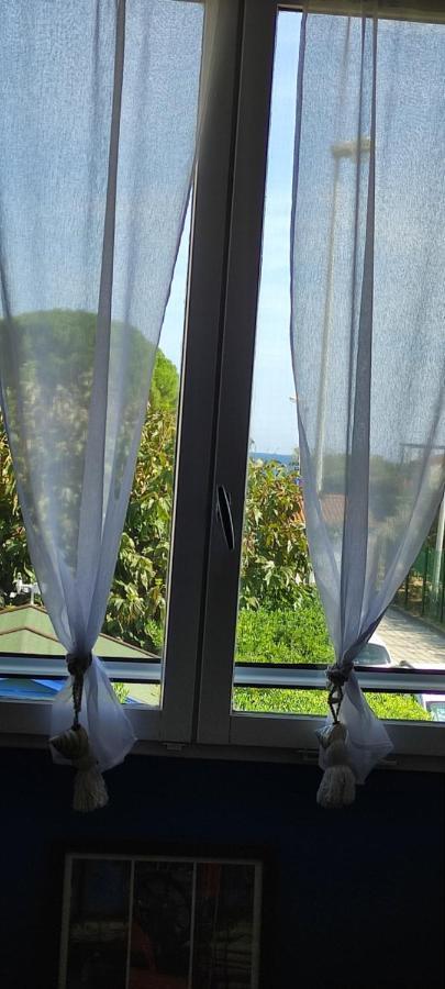 2 Chambres Cote Plage Et Aeroport Hyères Eksteriør billede